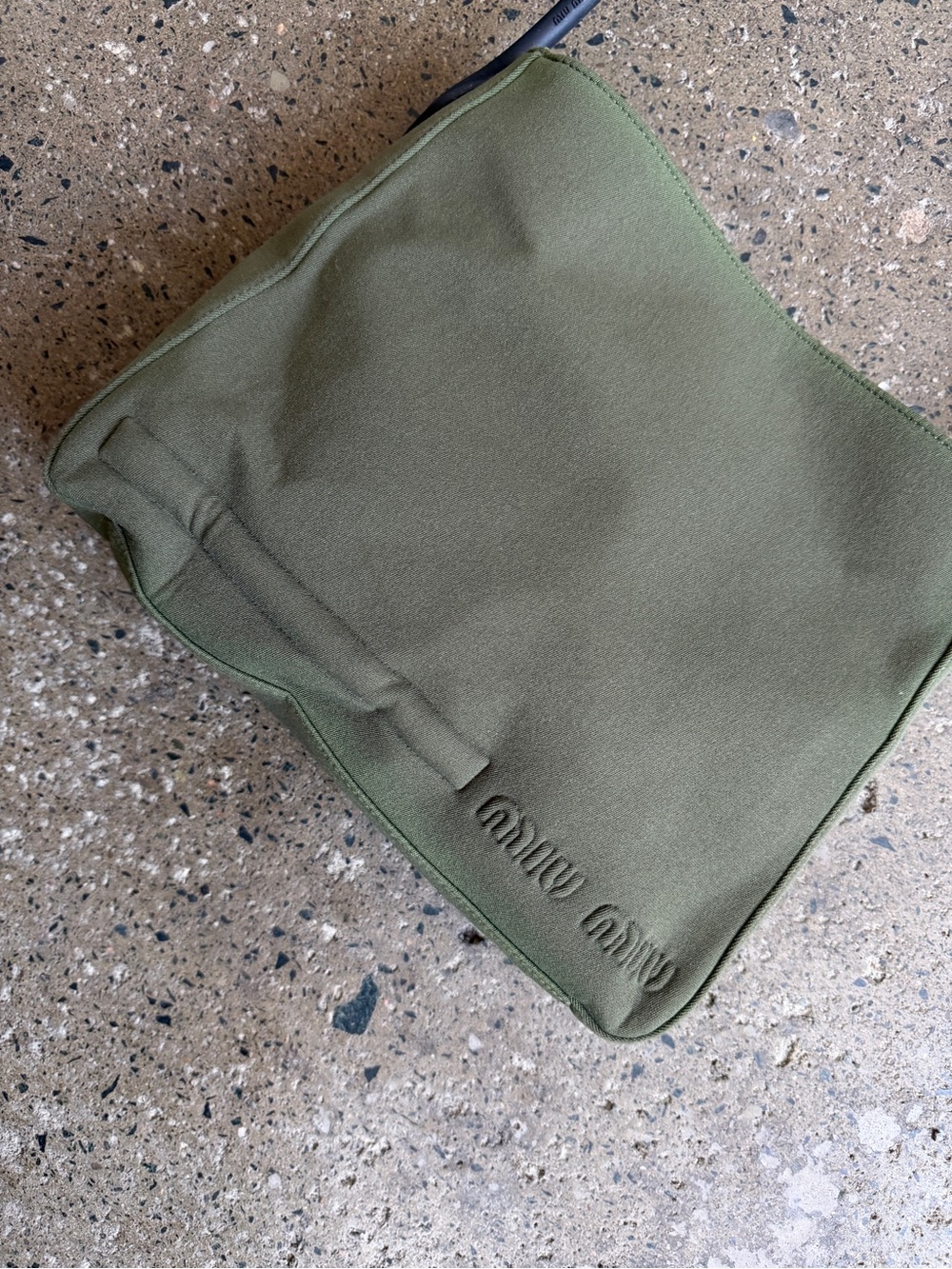 miu miu vintage army green shoulder bag - Picture 3 of 6